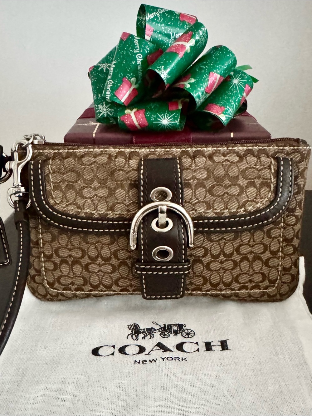 VTG Y2K Coach Soho Khaki Brown Buckle Wristlet W/ Coach Dust Bag - Picture 6 of 11